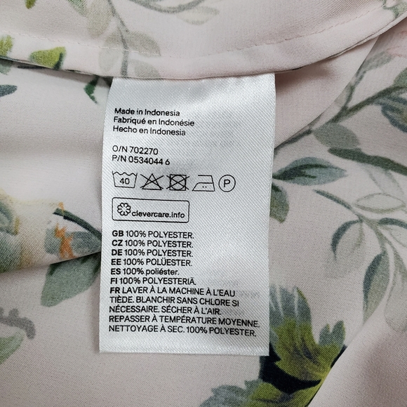 H&M Floral/Bird Print Button Up Top Light Pink 2 - Picture 5 of 11